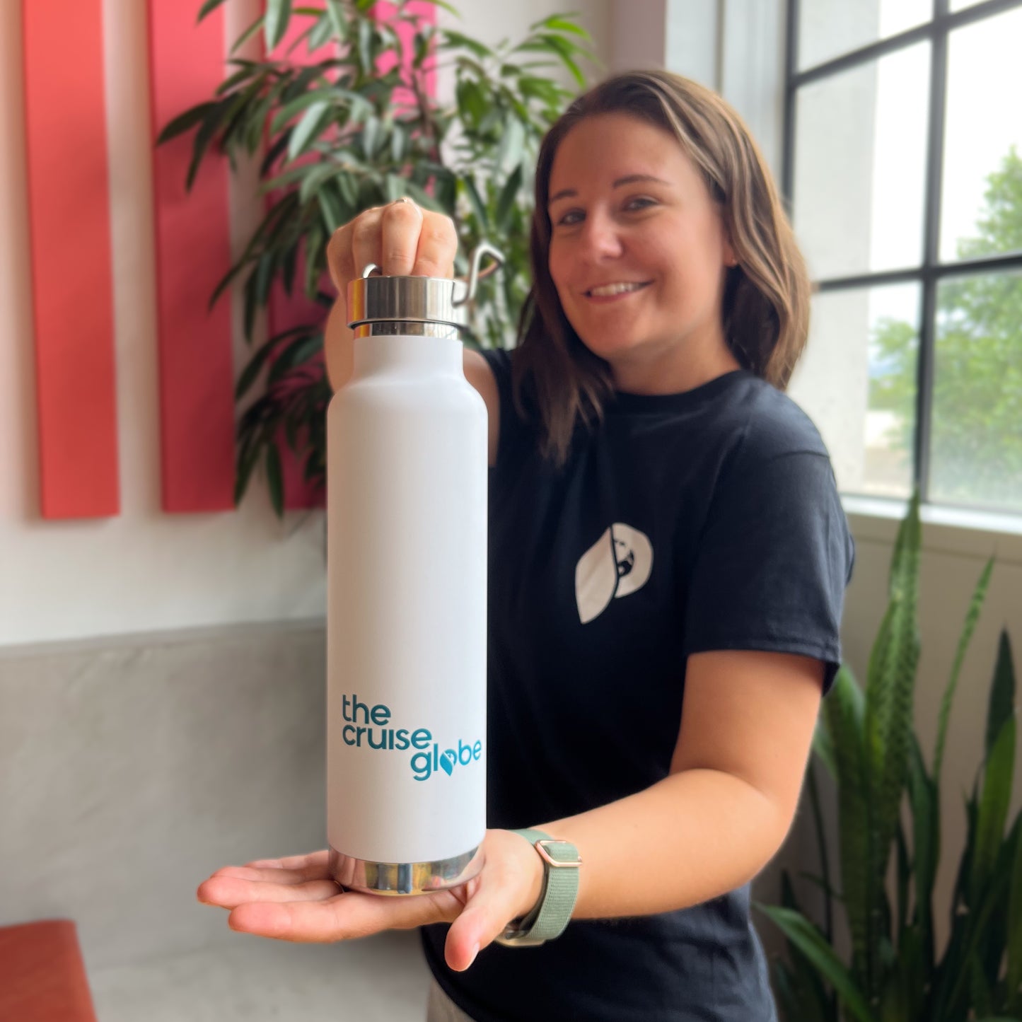 The Cruise Globe Insulated Water Bottle